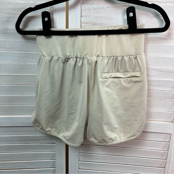Varley Cream Romney Short Small - Picture 3 of 8